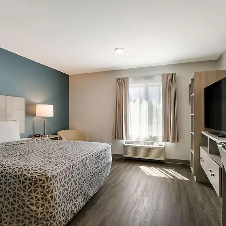 Woodspring Suites Knoxville - Cedar Bluff